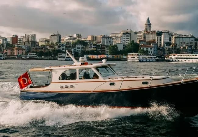 Private Bosphorus Yacht Tour