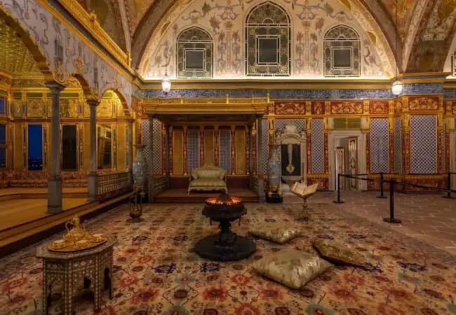Topkapi Palace Night Tour